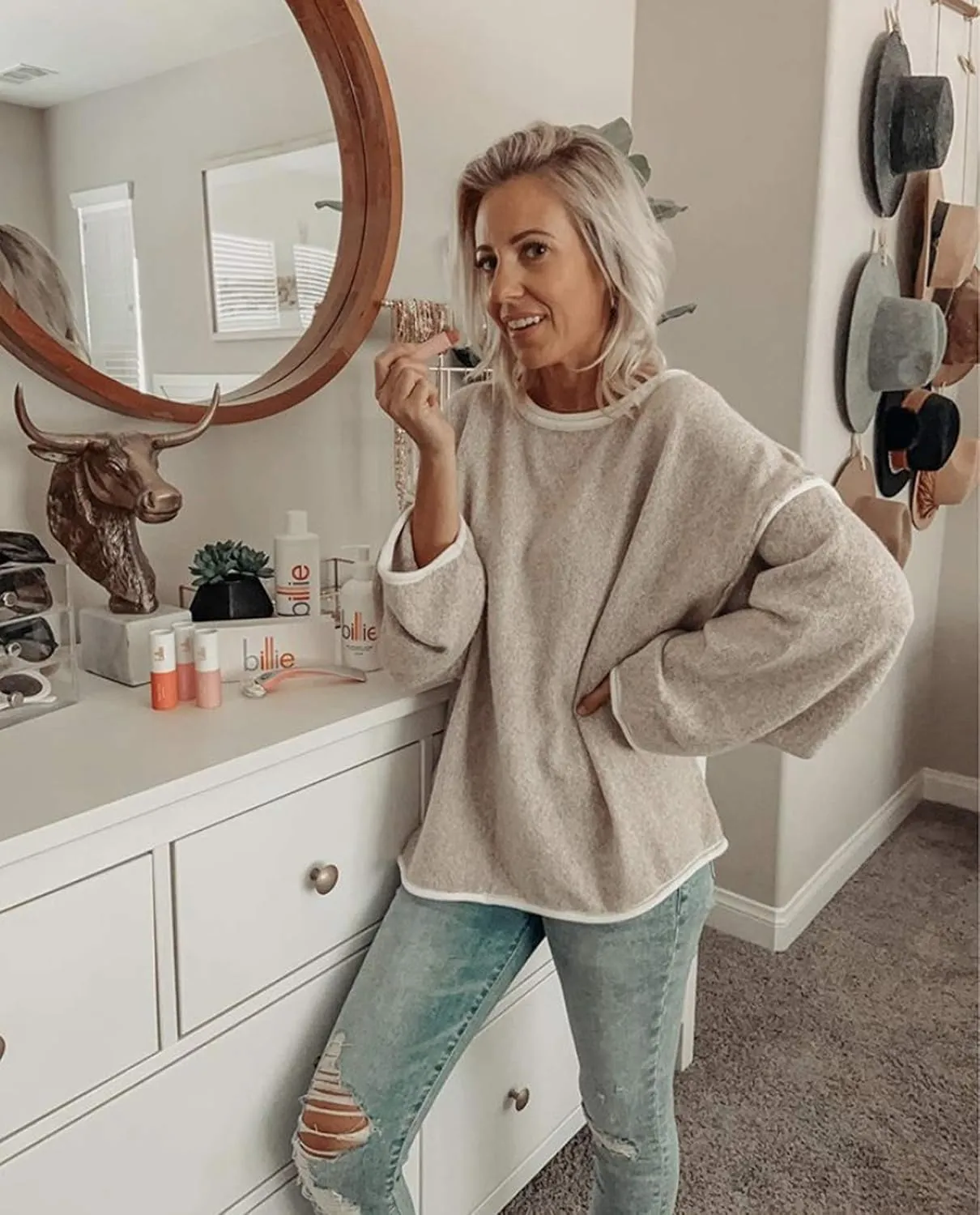 SALENT Women's Casual Oversized Sweaters Loose Soft Chunky Knit Long Batwing Sleeve Pullover Sweater Outfit Sweatshirts Tops